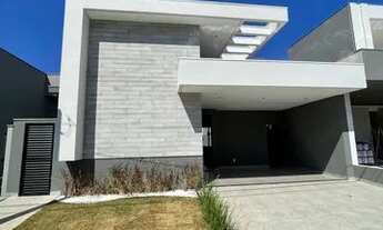 Imagem 2: Casa de condomínio para venda tem 155 metros quadrados com 3 quartos