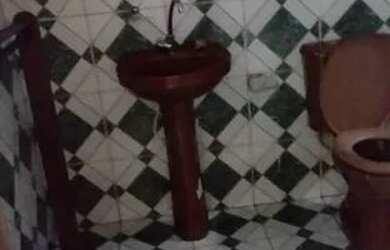 Imagem 2: CASA PARA VENDA EM BOA LOCALIZAÇÃO - 231m2 - AM