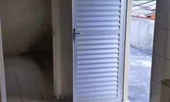 Imagem 4: Apartamento com sala/cozinha, quarto e banheiro, no Lírio do Vale. Não aceitamos pets