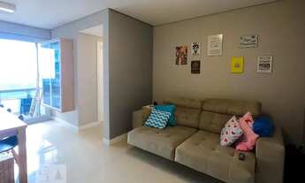 Imagem 2: Apartamento para Aluguel - Ingleses, 2 Quartos, 74 m2