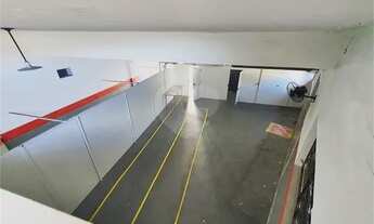 Imagem 3: Prédio Comercial a venda. Localização: 10 minutos a pé para o Metrô