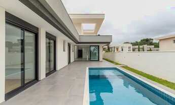 Imagem: Casa em condomínio em Santa Felicidade