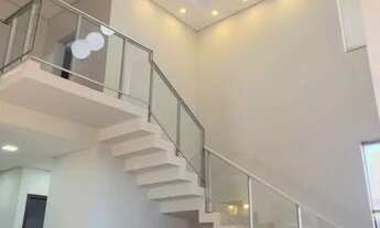 Imagem 2: Sobrado em condomínio fechado