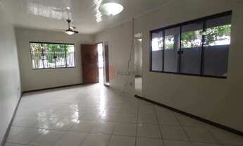 Imagem 4: ALUGA-SE ANUAL EXCELENTE CASA NO BAIRRO VILA REAL EM BALNEÁRIO CAMBORIÚ/SC