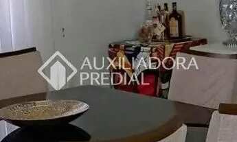 Imagem 6: Residência com 4 dorm sendo 1 suíte, edícula com área gourmet, 5 vagas