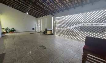 Imagem 2: Casa na laje com 03 quartos - 01 suíte - 04 vagas - Taguatinga Norte