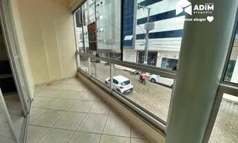 Imagem 8: Aluguel Anual: Apartamento 2 dormitórios, sacada, sem mobília e 1 vaga privativa. Centro d