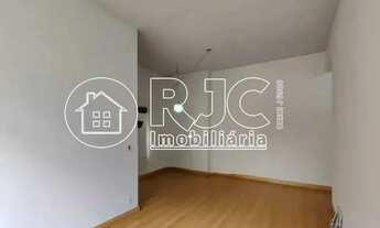 Imagem 6: Imóvel para venda com 75 metros quadrados com 2 quartos em Vila Isabel - Rio de Janeiro