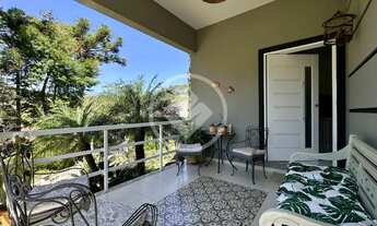 Imagem 4: Casa em Condomínio com 4 Quartos e 260m² à venda por R$1.200.000,00 - Cascata do Imbuí - T