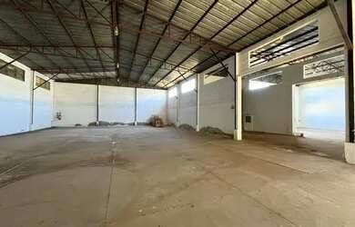 Imagem 5: Casa com 8 Quarto(s) e 4 banheiro(s) para Alugar, 660 m² por R$ 12900 / Mês