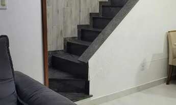 Imagem 3: Sobrado para venda possui 130 metros quadrados com 4 quartos em Ajuda de Baixo - Macaé - R