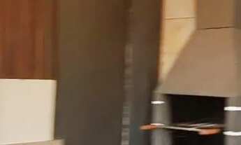 Imagem 6: Casa 2 piscinas ,documentada no Amazon Garden