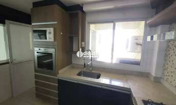 Imagem 7: Apartamento decorado com extrema conservação, 3 suítes, 3 vgs, disponível para locação e v