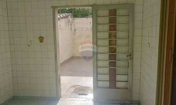 Imagem 4: Alugo casa na Região Central de Sorocaba, 4 dormitórios e 2 banheiros com garagem