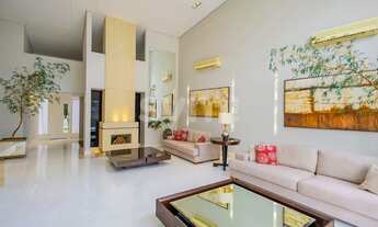 Imagem 5: Casa em Condomínio 618m² 4 Quartos com Piscina