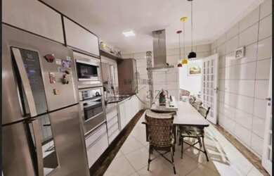 Imagem 4: Oportunidade - Casa - Sobrado - Jardim das Indústrias - 3 Dormitórios - 183m²