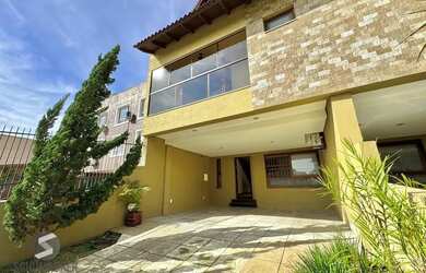 Imagem 2: Casa em Sarandi Casa com 5 dormitórios