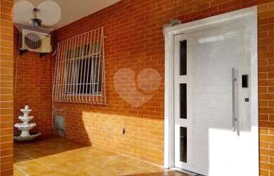 Imagem 4: Casa com 4 dormitórios à venda por R$ 472.500,00 - Santa Rosa - Niterói/RJ