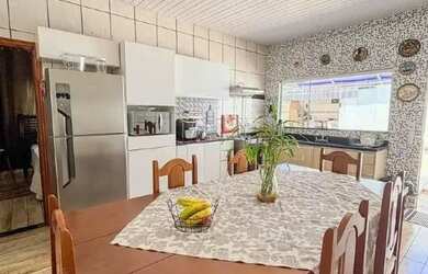 Imagem: Casa com 3 quartos à venda, 180m² - Parque