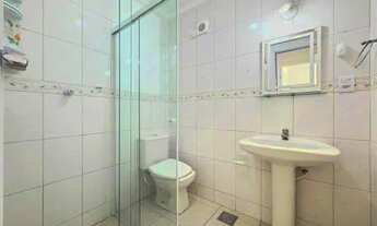 Imagem 2: Apartamento com 2 Dormitorio(s) localizado(a) no bairro Menino Deus em Porto Alegre / Ref