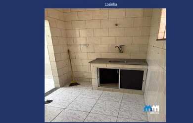 Imagem 7: Casa de fundos com duas casas no terreno 01 quarto e garagem em irajá