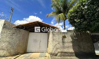 Imagem: Casa para Venda Bairro Cristo Rei, Montes
