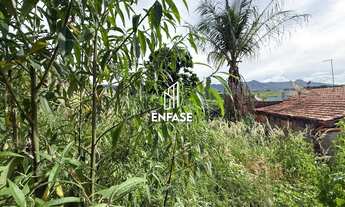 Imagem 2: Lote com 360m² todo murado, no bairro Lago Azul - Igarapé - MG