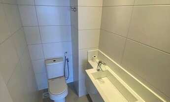 Imagem 4: Apartamento para venda possui 188 metros quadrados com 3 quartos em Ponta D'Areia - S