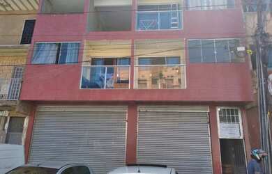 Imagem 2: ATENÇÃO! Urgente! Vendo lindo apartamento 2Quartos! C/varanda! Porcelanato! Ac.Carro!