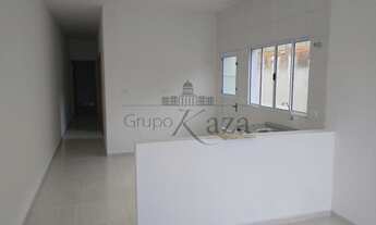 Imagem 3: Casa - Venda - Cidade Salvador - Jacareí - 2 Dormitórios - 63m² - 2 vagas de Garagem - Qui