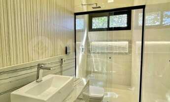 Imagem 4: Casa de condomínio para venda com 323 metros quadrados com 4 quartos