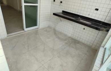 Imagem 6: Apartamento dois dormitórios com suíte, varanda gourmet -Vila Tupi -Praia Grande /SP