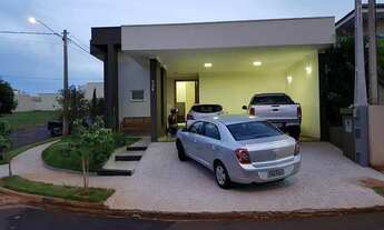 Imagem: Linda casa no condomínio Alta Vista