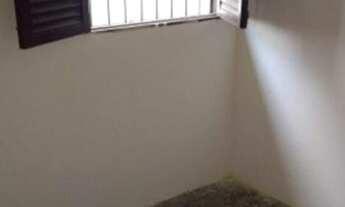 Imagem 6: Casa para venda com 210 metros quadrados com 1 quarto, pátio grande e quintal amplo