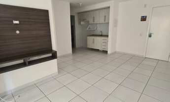 Imagem 2: Vende-se Excelente Apto no Calhau - Cond. Varandas Grand Park - 3 quartos Sendo 1 Suíte