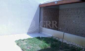 Imagem 3: Casa para venda possui 253 metros quadrados com 3 quartos em Loteamento Villa Branca - Jac