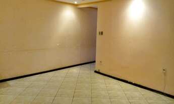 Imagem 5: Casa Grande no Barbalho Com 06 Quartos, Garagem, Edícula, Quintal