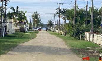 Imagem 5: Casa geminada, em local privilegiado, próxima à lagoa
