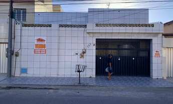 Imagem: Excelente Casa com Duas Frentes