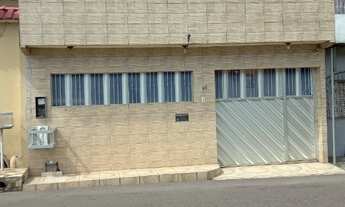 Imagem: Casa de 02 qts - Coroado - Climatizada