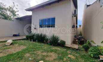 Imagem: Aparecida de Goiânia - Casa Padrão - Vila