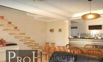 Imagem: Sobrado 200m² com 5 dormitórios sendo