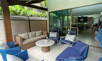 Imagem 3: Lindo Bangalo Beira de mar de Muro Alto finamente decorado com uma mega estrutura e lazer