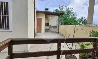 Imagem 4: Casa em condomínio fechado com 87 m² com 3 dormitório sendo 1 suite, 3 banheiros. Marque s