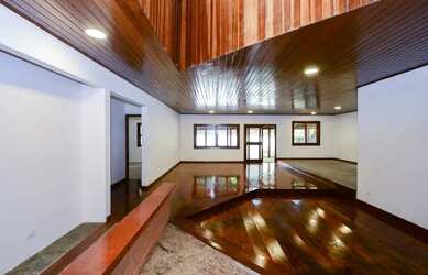 Imagem 5: Casa para venda com 350 metros quadrados com 5 quartos em Jardim Santa Paula - Cotia - SP