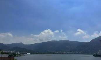 Imagem: Cobertura triplex reformada em Ipanema com