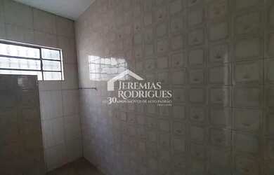 Imagem 6: Pindamonhangaba - Casa Padrão - Centro