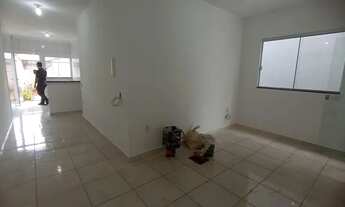 Imagem 3: CASA 2/4 - 01 SUITE - BURITI SERENO PROXIMO AO GARAVELO