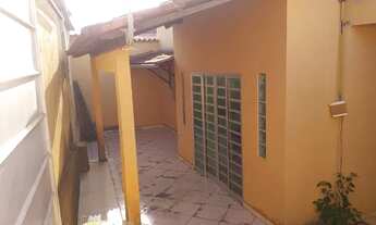 Imagem 7: Vendo casa na Rua Bela Vista, nº86, Centro Catuji-MG, casa com 6 Comôdos