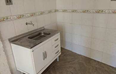 Imagem 3: Kitnet p/ Moça / Rapaz a 5 Pontos do Terminal Campo Limpo